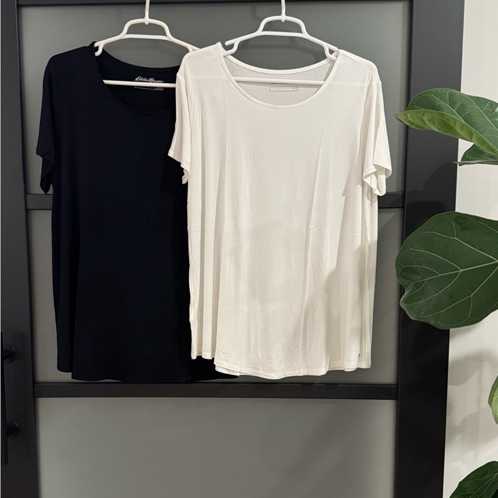 Eddie Bauer 2 Women's Short-Sleeve T-Shirts Soft black and white